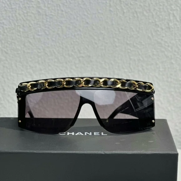 Chanel vintage sunglasses gold chain Lady Gaga - Picture 3 of 3